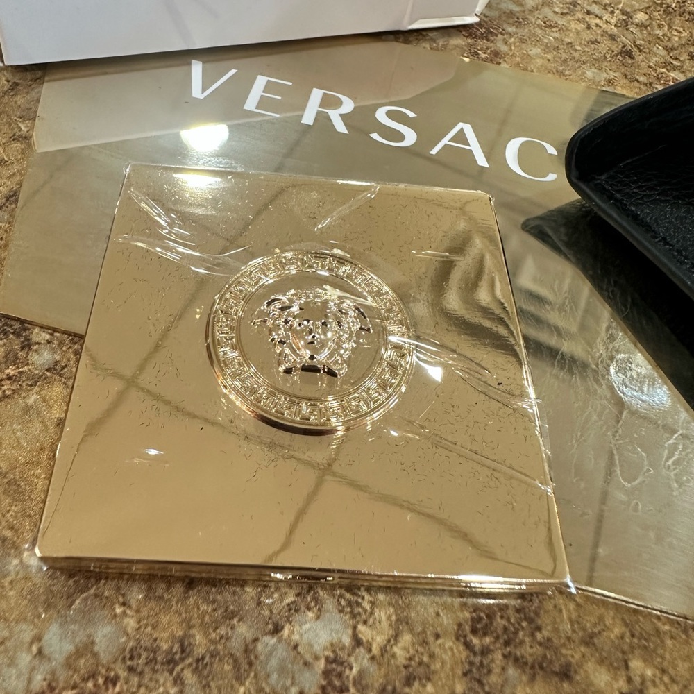 Versace Black and Gold cosmetic mirror
(NEW)